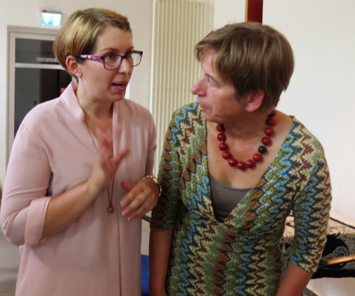 Im Gespräch beim Nachmittag der Kulturen