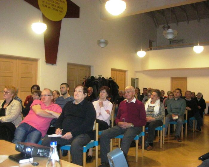 100 Zuhörer beim 24. Rundgespräch in Dillingen