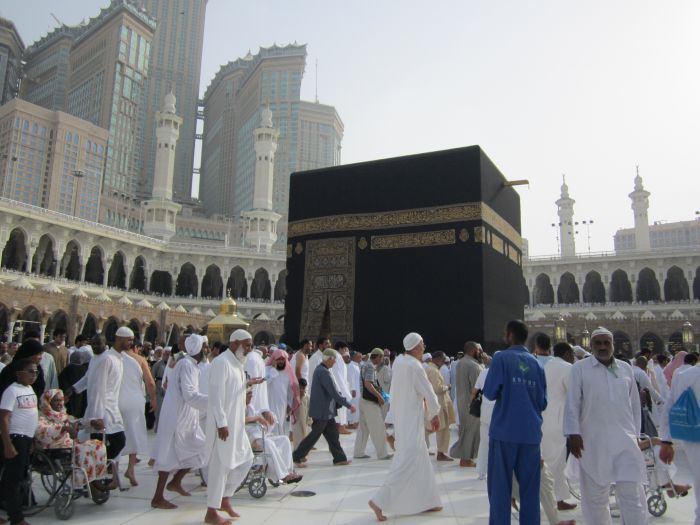 Die Kaaba in Mekka ist das Heiligtum der Muslime.